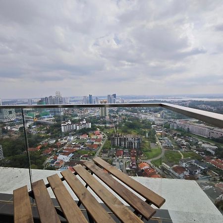Ais-Kacang Sweet Home Pinnacle Tower Джохор Бахру Екстериор снимка