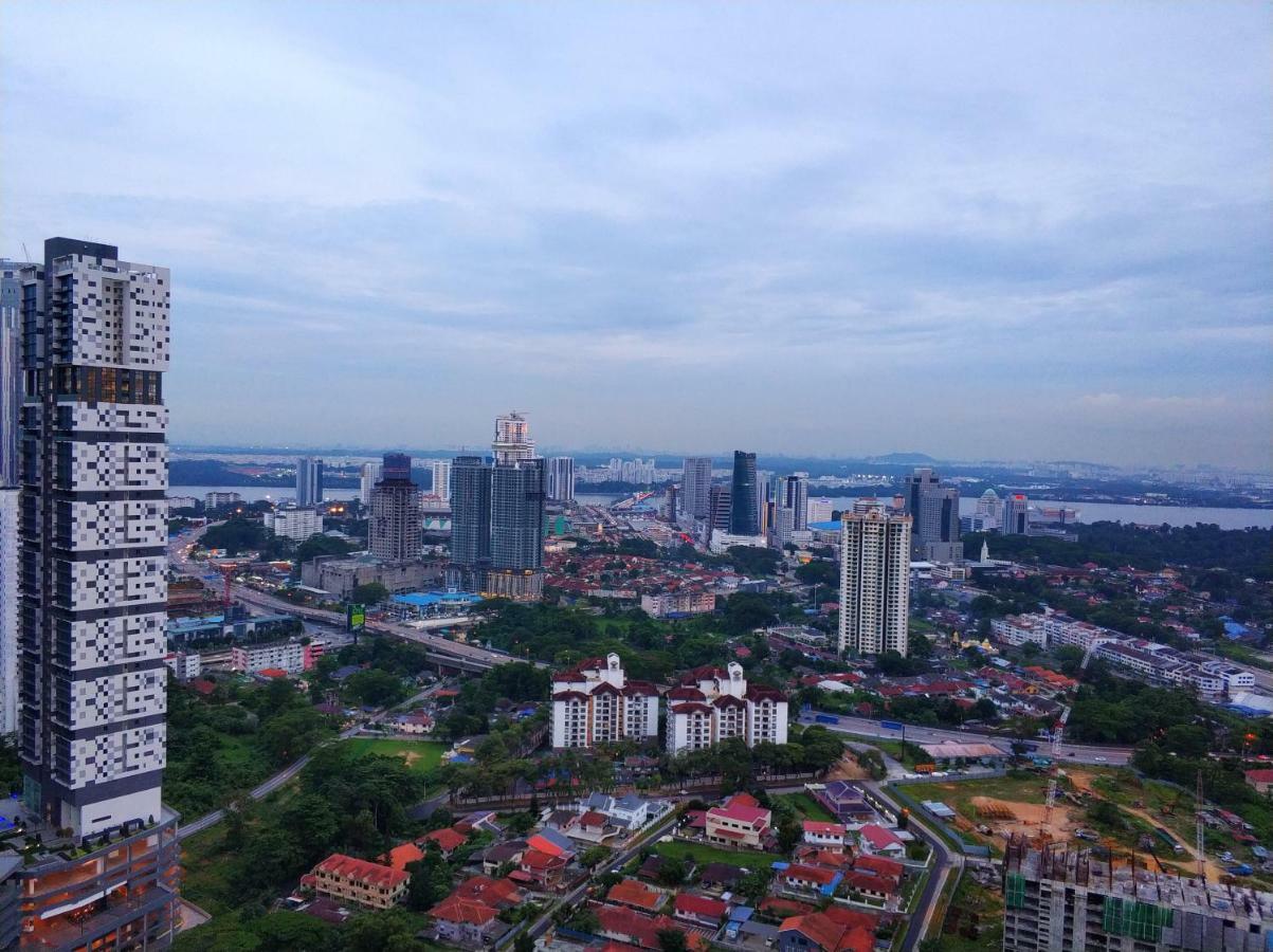 Ais-Kacang Sweet Home Pinnacle Tower Джохор Бахру Екстериор снимка