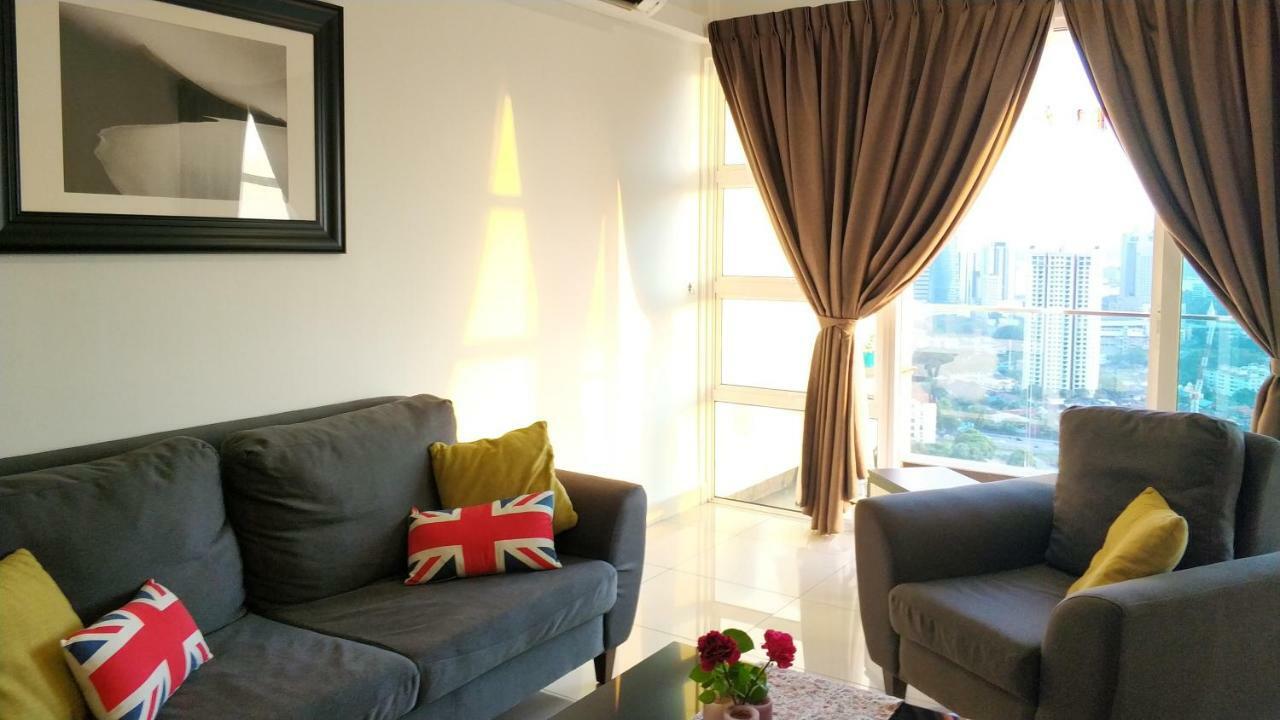 Ais-Kacang Sweet Home Pinnacle Tower Джохор Бахру Екстериор снимка